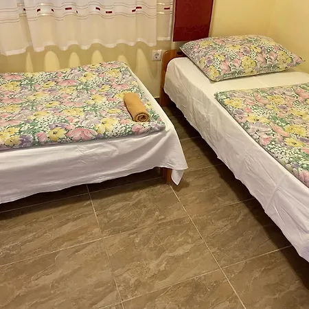 Hazafi Nyaralo Semesterbostad