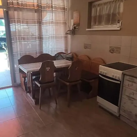 Hazafi Nyaralo Case de vacanță *